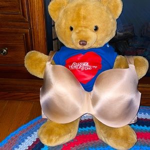 CACIQUE 42D lightly lined Balconette bra nude NWOT, With underwire support